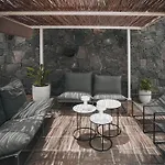 Amonita - Luxurious Space, Private Pool Tiagua
