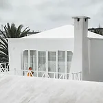 Villa Amonita - Luxurious Space, Private Pool Tiagua