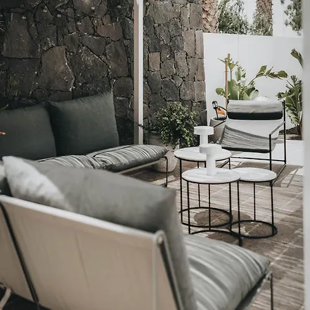 Amonita - Luxurious Space, Private Pool * Тьягуа
