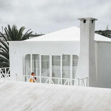 Villa Amonita - Luxurious Space, Private Pool Tiagua
