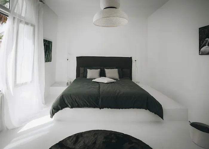 Amonita - Luxurious Space, Private Pool 빌라 *