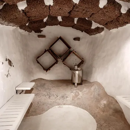 Amonita - Luxurious Space, Private Pool *