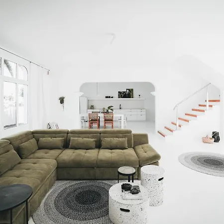 Вилла Amonita - Luxurious Space, Private Pool