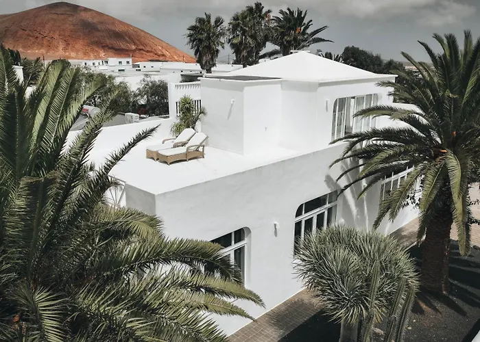 Amonita - Luxurious Space, Private Pool